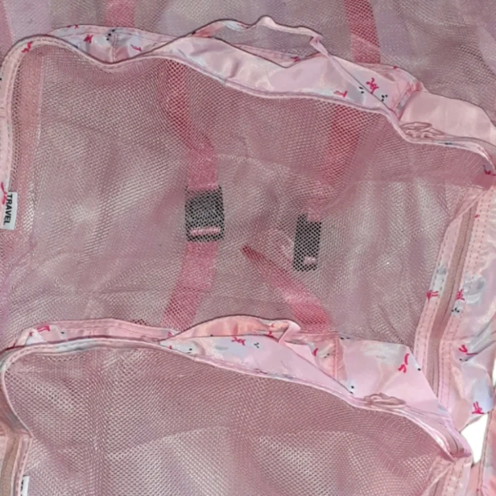 - 8 FADISH PACKING CUBES